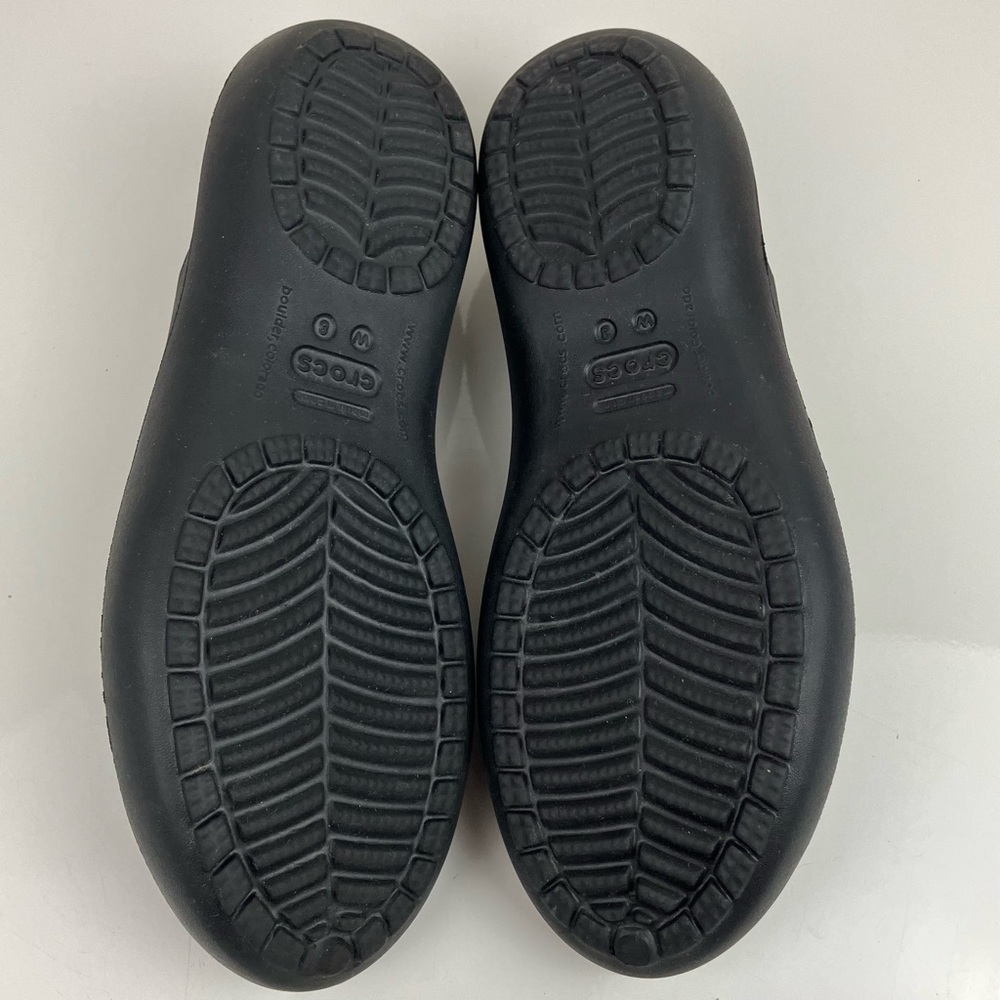 Crocs Women’s Size 8.0 Kadee Triple Black Slip On Ballet Flats - Picture 9 of 10